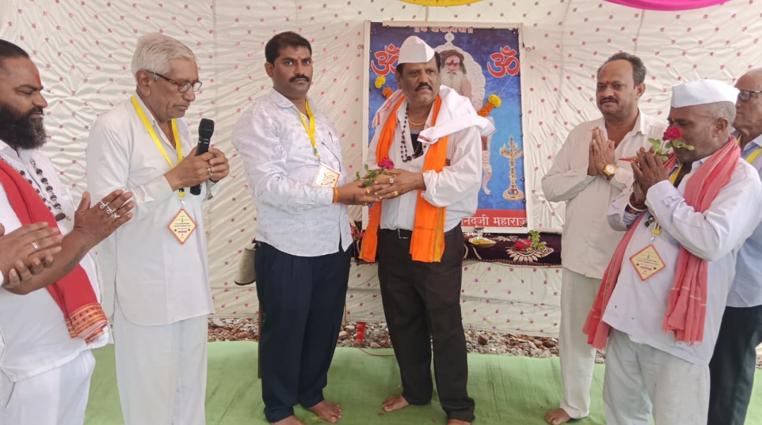 *सांगवी ते खंडवा पायी वारीतील दादाजी भक्तांना मिष्ठान्नाचा लाभ…….!*