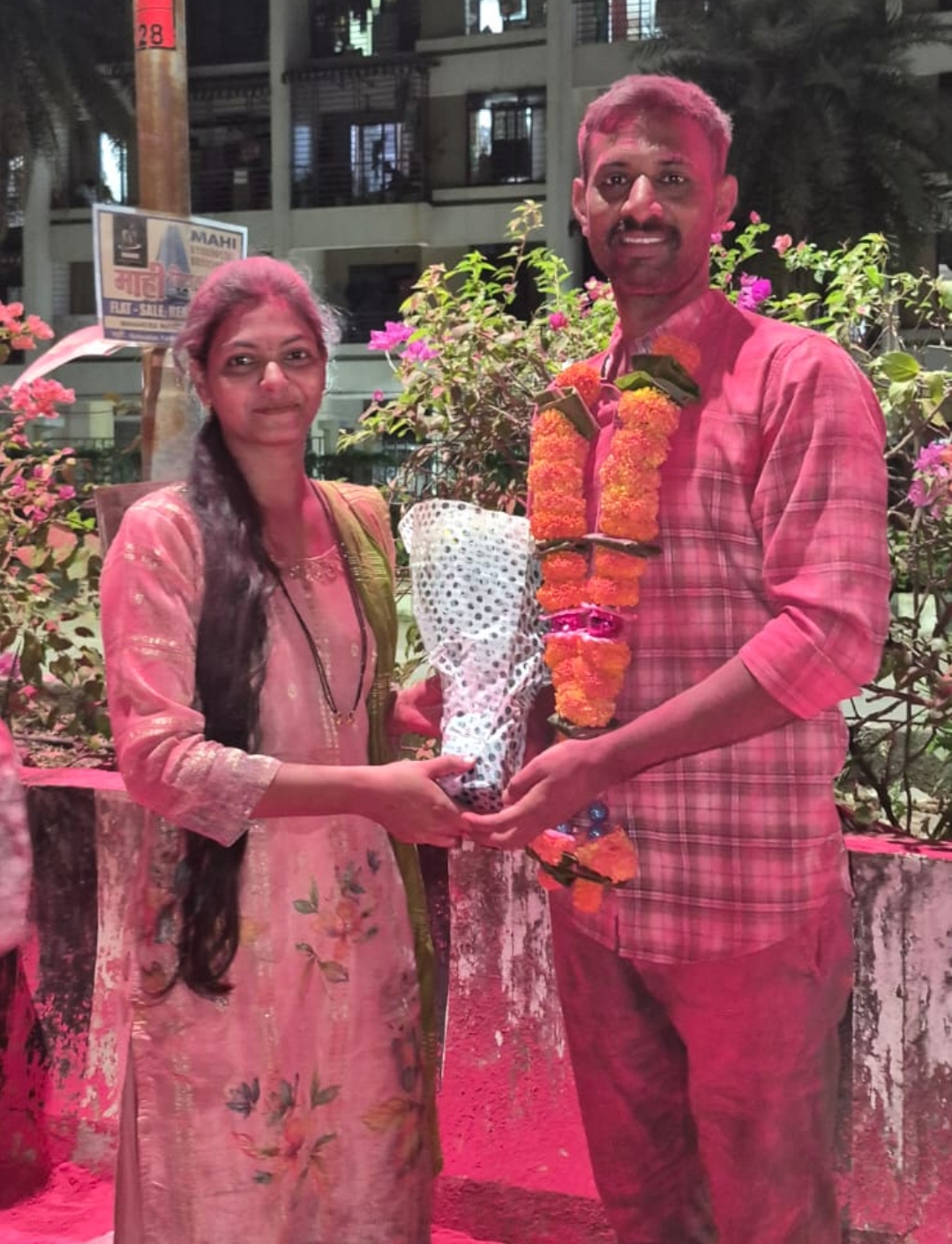 *सोनबर्डी ग्रामपंचायतीच्या वॉटरमनचा मुलगा झाला पोलीस अधिकारी……….!*  *वडिलांच्या प्रामाणिक कष्टाची जाणीव ठेवून जिद्द व चिकाटीने यशाचे शिखर गाठले.नवनियुक्त पी एस आय अमोल पवार……..‌!*